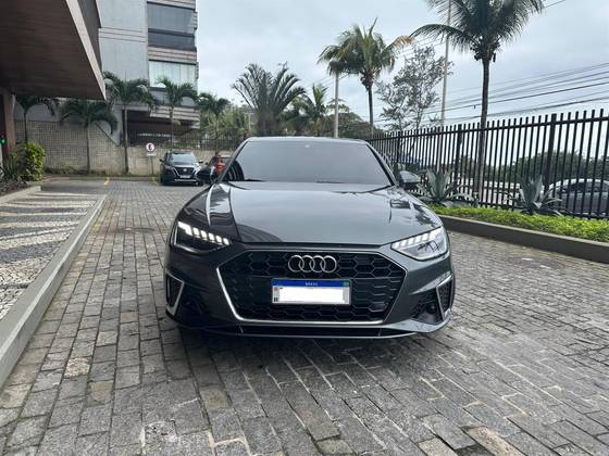 AUDI A4 2.0 TFSI GASOLINA PRESTIGE PLUS S TRONIC